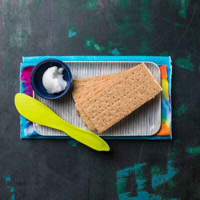 Graham crackers and coconut oil